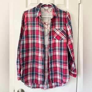 Tribal Jeans Women’s Floral Plaid Button Up